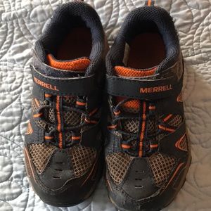 Boys Merrell sneakers